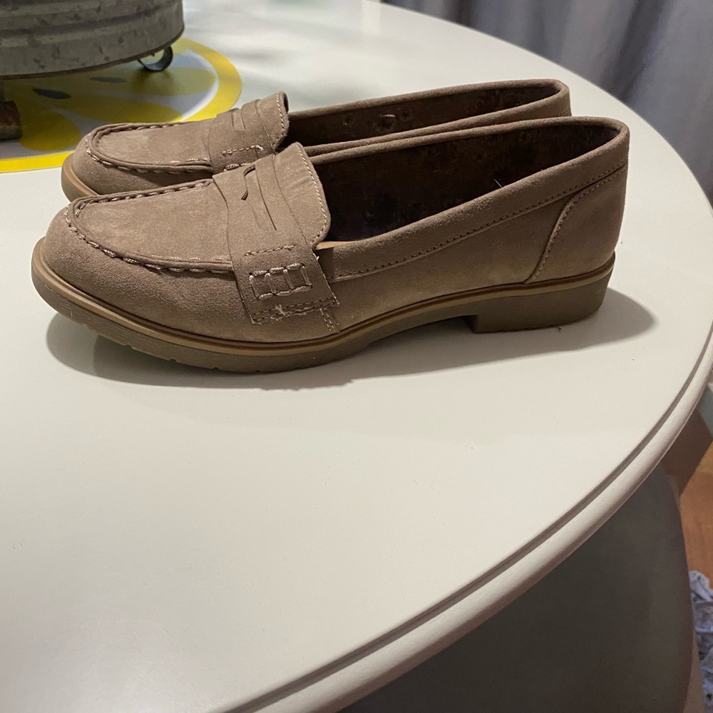 Women’s loafers